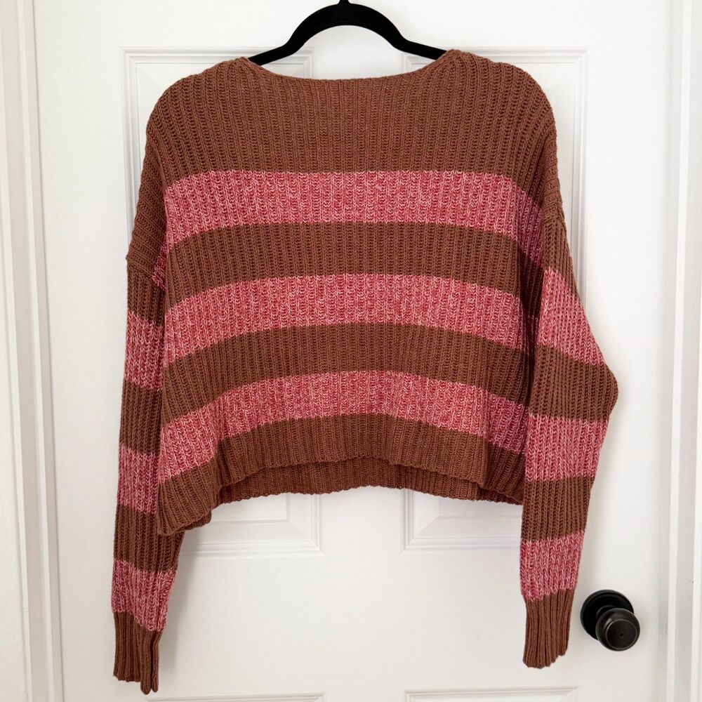 Women American Eagle  Long Sleeve Cropped Henley Sweater Brown Pink Size Medium - Picture 2 of 6
